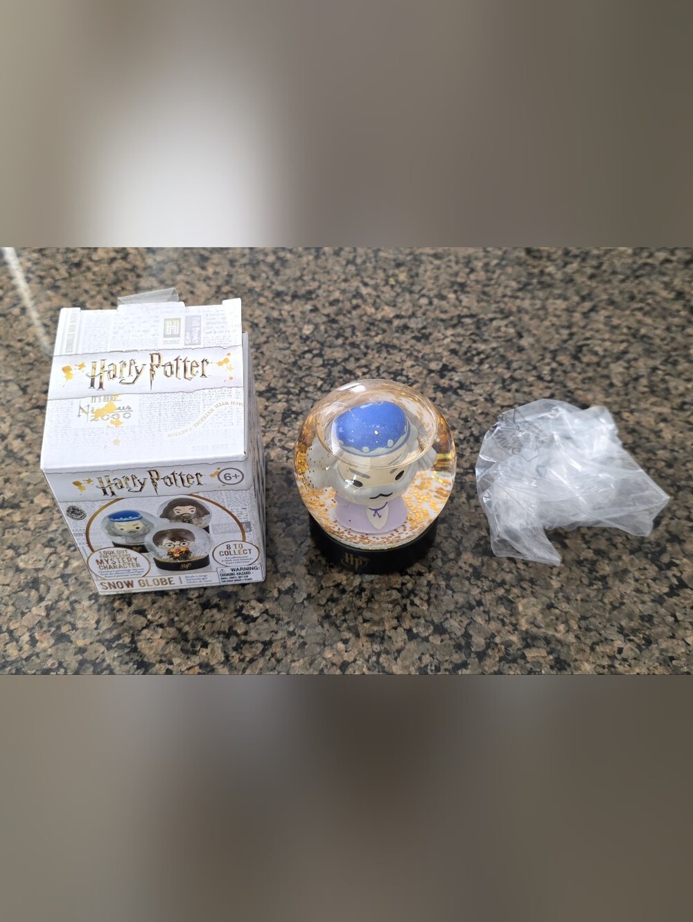 Funko Harry Potter Warner Bros Mystery Pop Minis Snow Globe Palodone Dumbledore